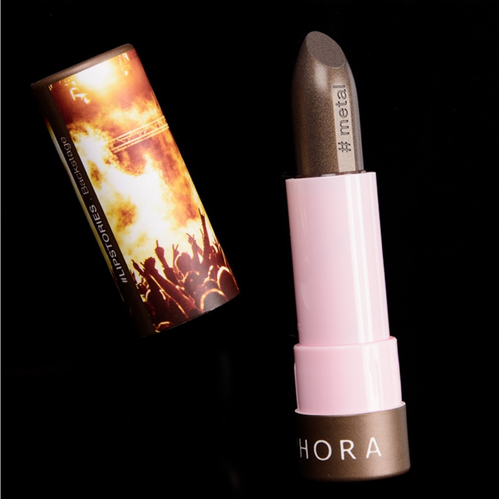 NWT SEPHORA LIPSTORIES BACKSTAGE #60
Metallic gunmetal with grey sparkle